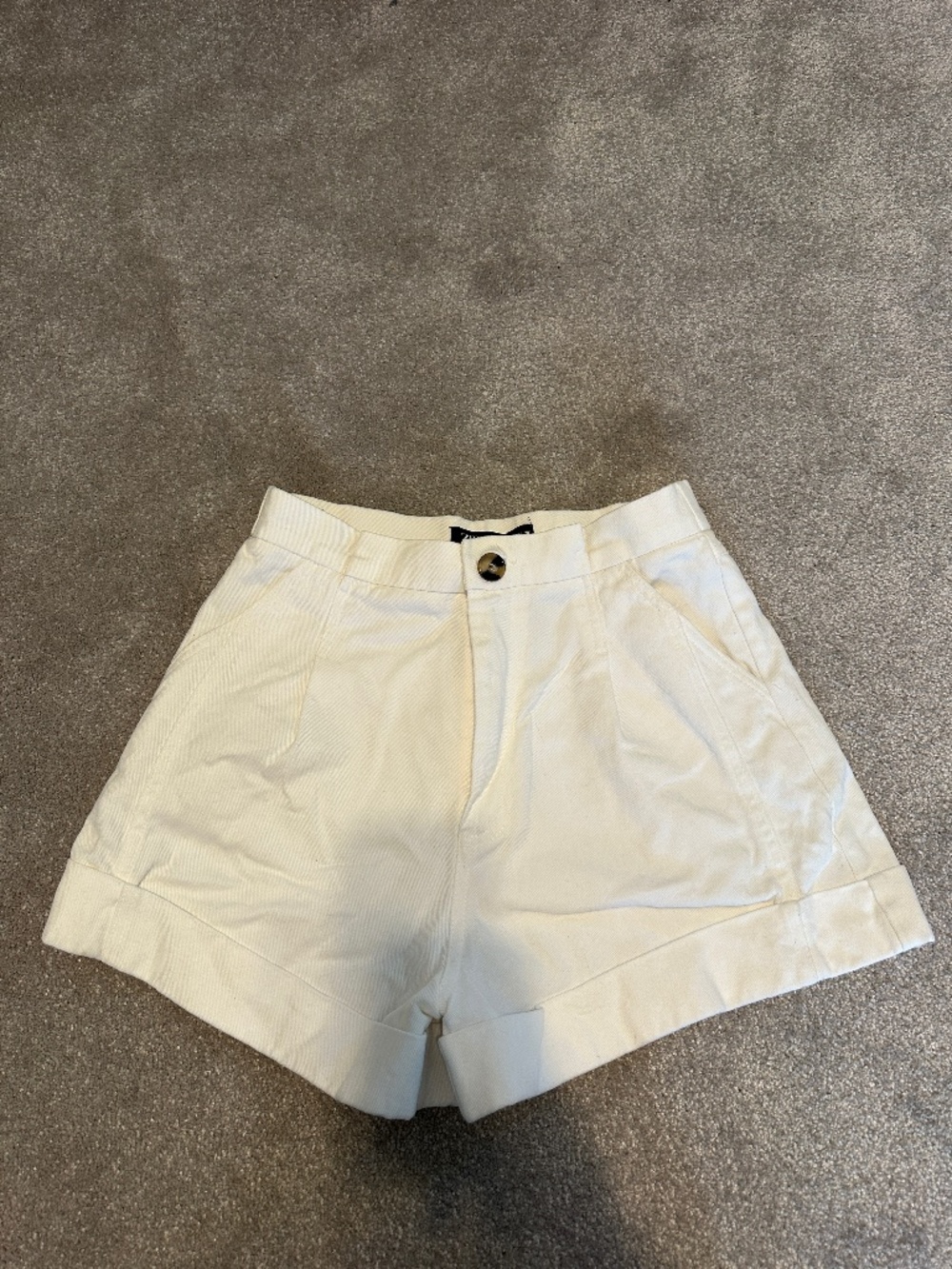 Zara White Denim High Waisted Cuffed Shorts (Size Small)